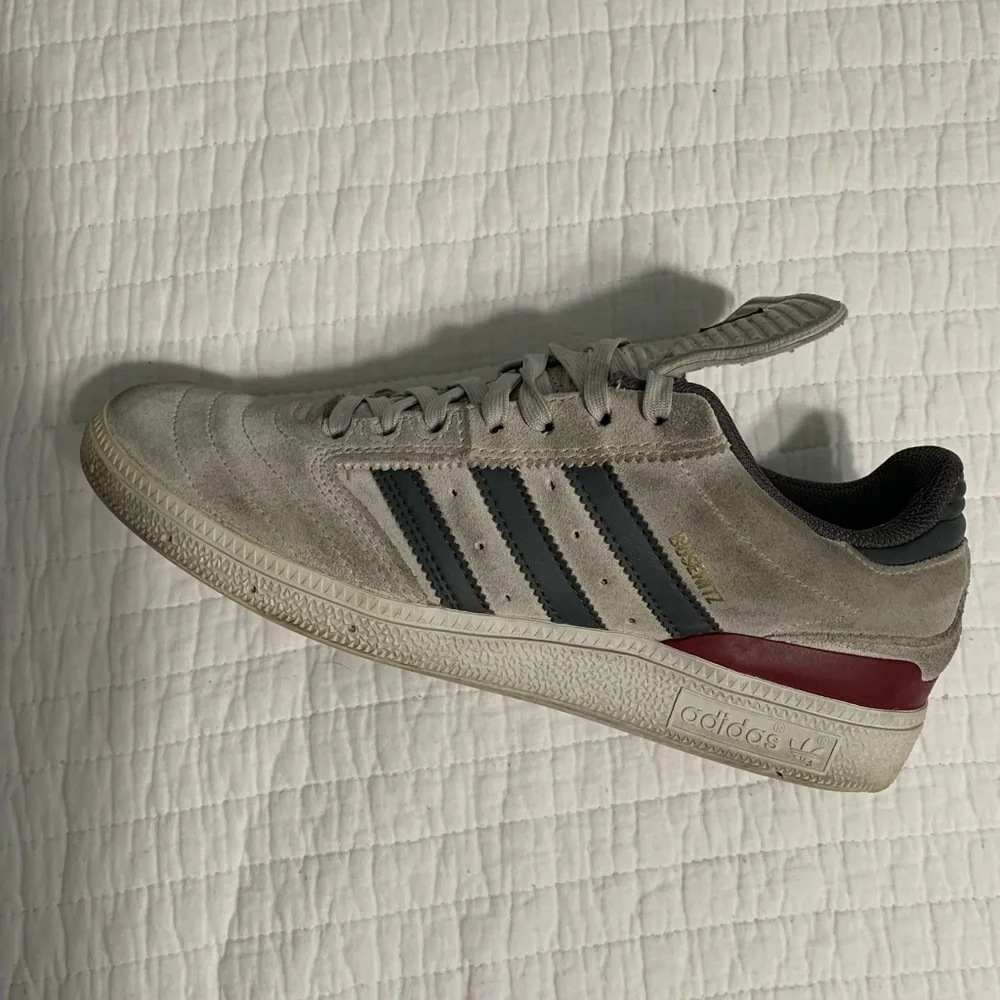 Adidas Buzenitz - Picture 2 of 7